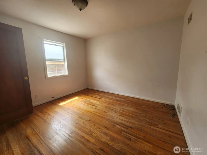 Property photo for 129 F Street Ne, Ephrata photo 10