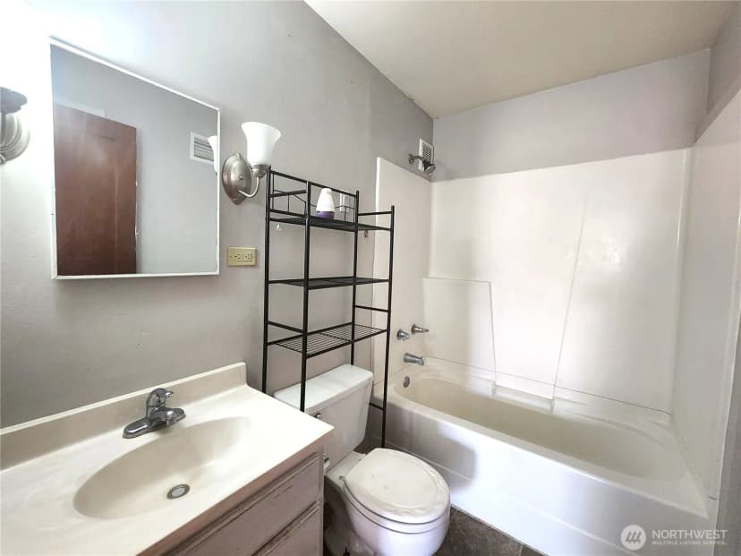 Property photo for 129 F Street Ne, Ephrata photo 9