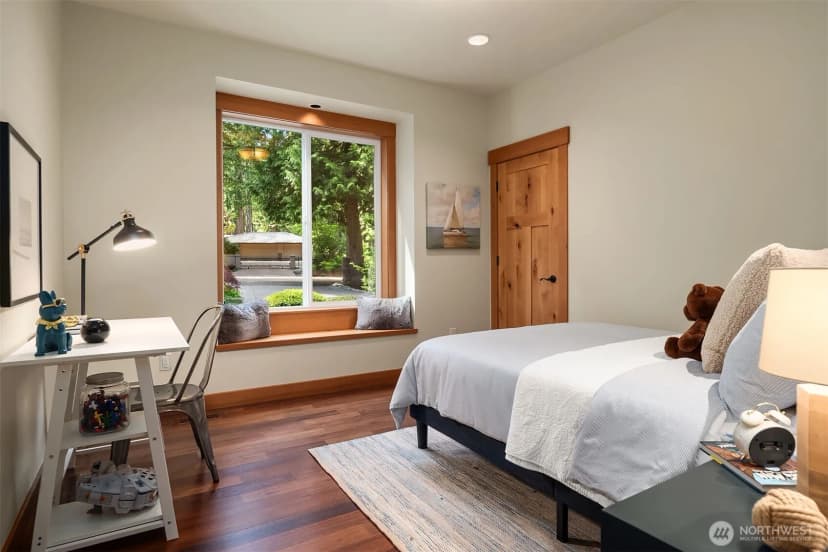 Property photo for 13433 Ne 45th Street, Bellevue photo 19