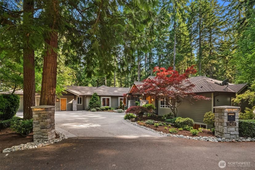 Property photo for 13433 Ne 45th Street, Bellevue photo 24