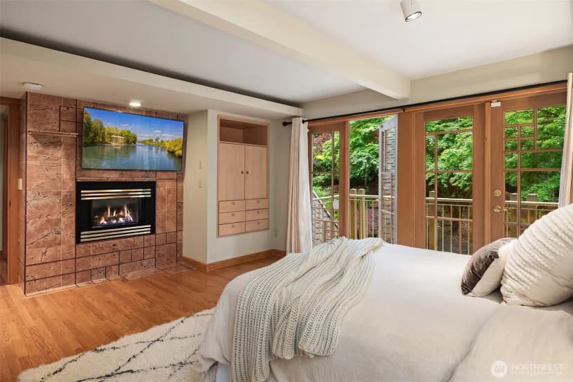Property photo for 13433 Ne 45th Street, Bellevue photo 15