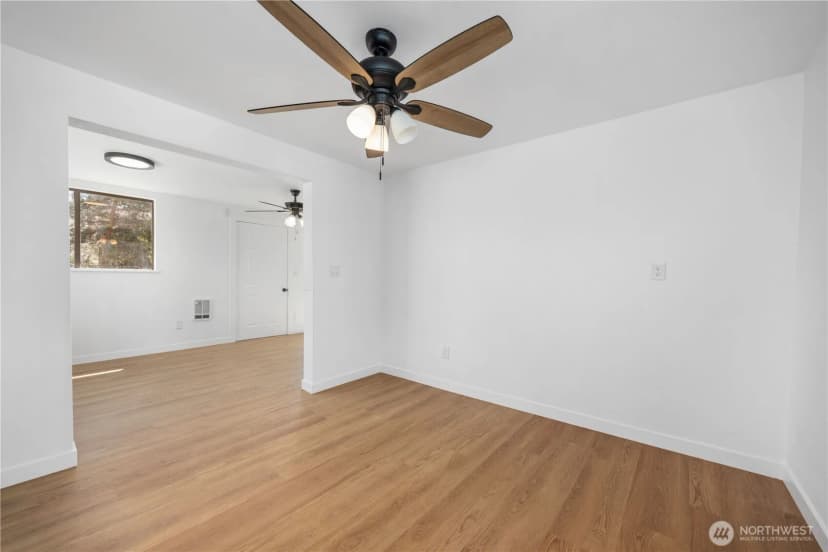 Property photo for 325 E Highland Avenue, Chelan photo 24