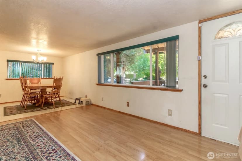 Property photo for 20209 69th Avenue E, Spanaway photo 9