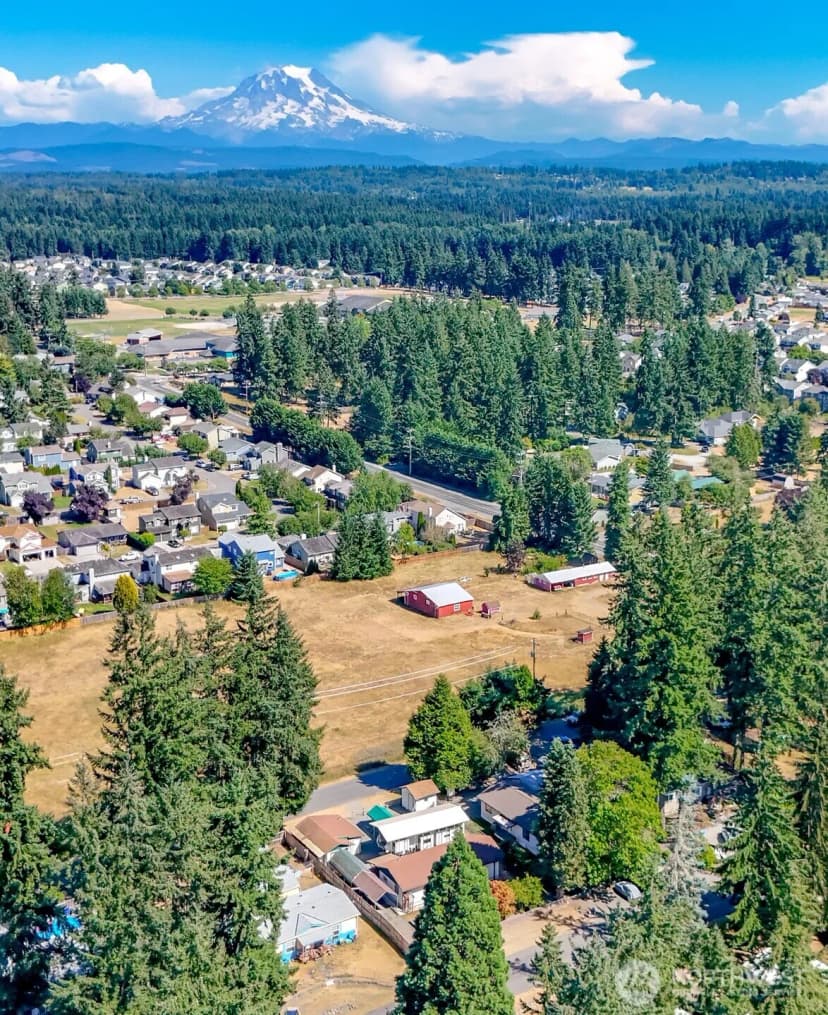 Property photo for 20209 69th Avenue E, Spanaway photo 7