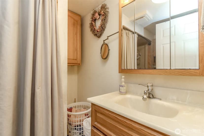 Property photo for 20209 69th Avenue E, Spanaway photo 26