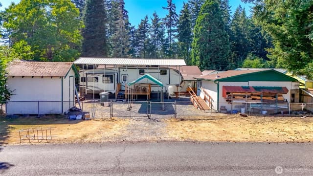 Property photo for 20209 69th Avenue E, Spanaway photo 5