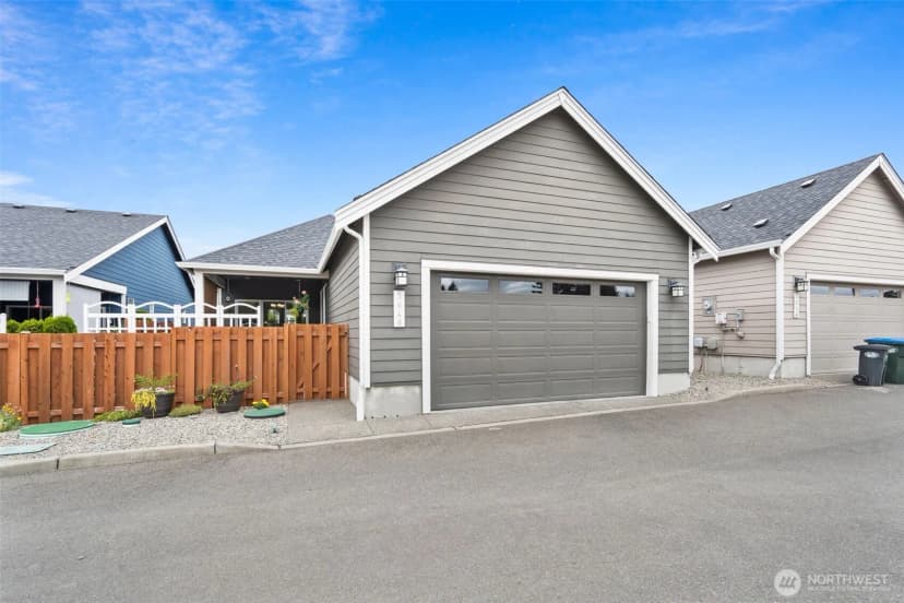 Property photo for 3640 Oakwood Street Se, Lacey photo 24