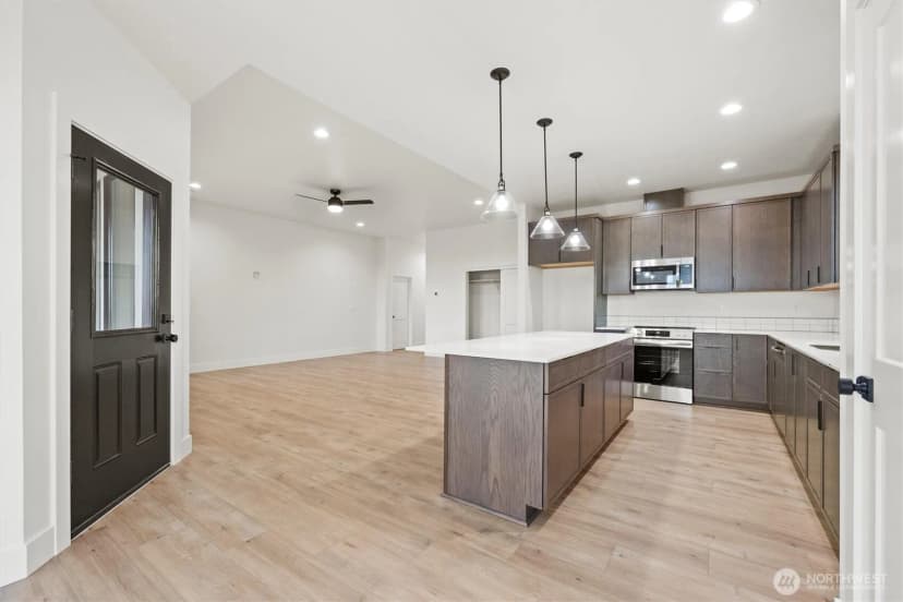Property photo for 1269 E Mt Hood Street, Othello photo 11