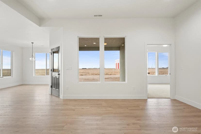 Property photo for 1269 E Mt Hood Street, Othello photo 4