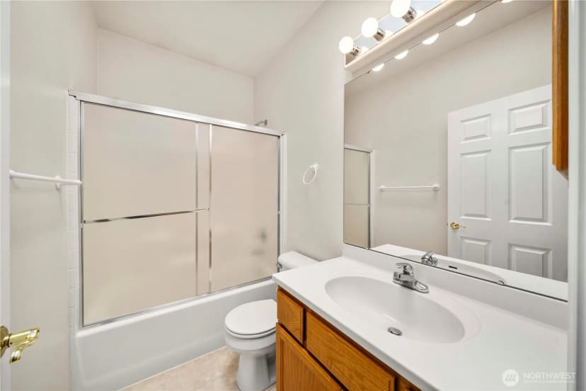Property photo for 4210 Crystal Lane Loop Se, Puyallup photo 25