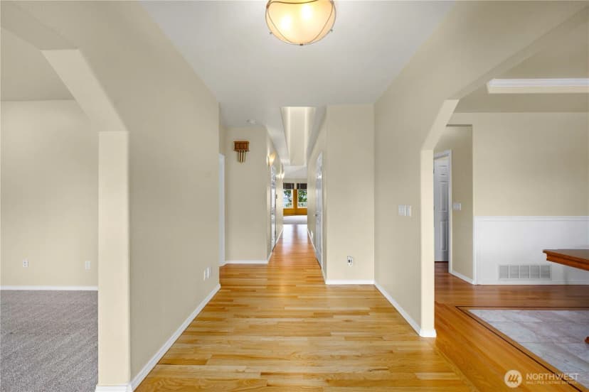 Property photo for 4210 Crystal Lane Loop Se, Puyallup photo 8