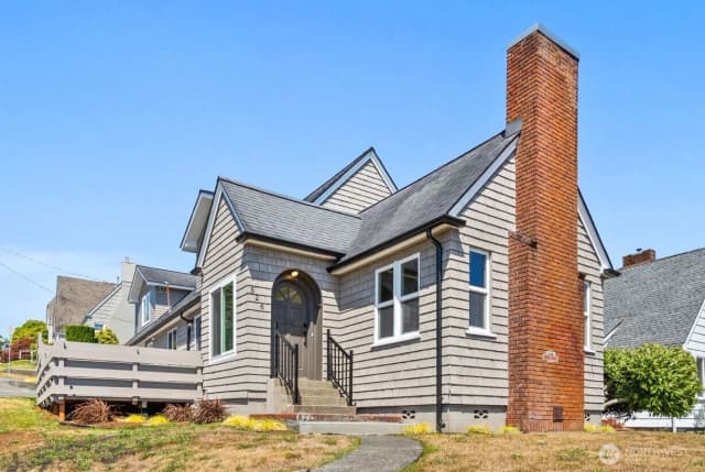 Property photo for 526 W 6th Street, Aberdeen