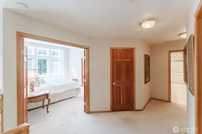 Property photo for 4 Shorewood Drive, Bellingham photo 23