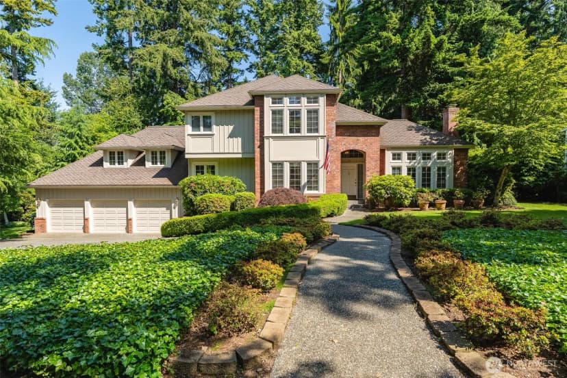 Property photo for 4 Shorewood Drive, Bellingham