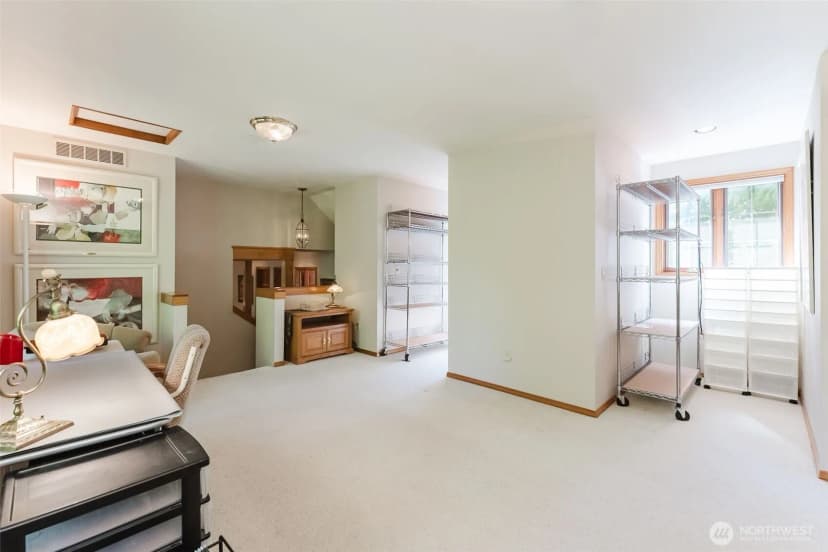 Property photo for 4 Shorewood Drive, Bellingham photo 35