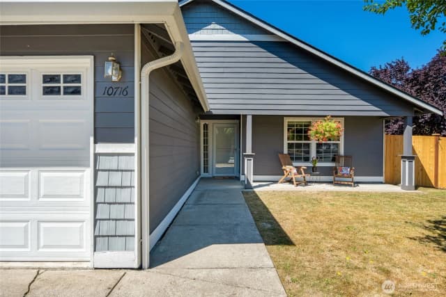Property photo for 10716 63rd Drive Ne, Marysville photo 5