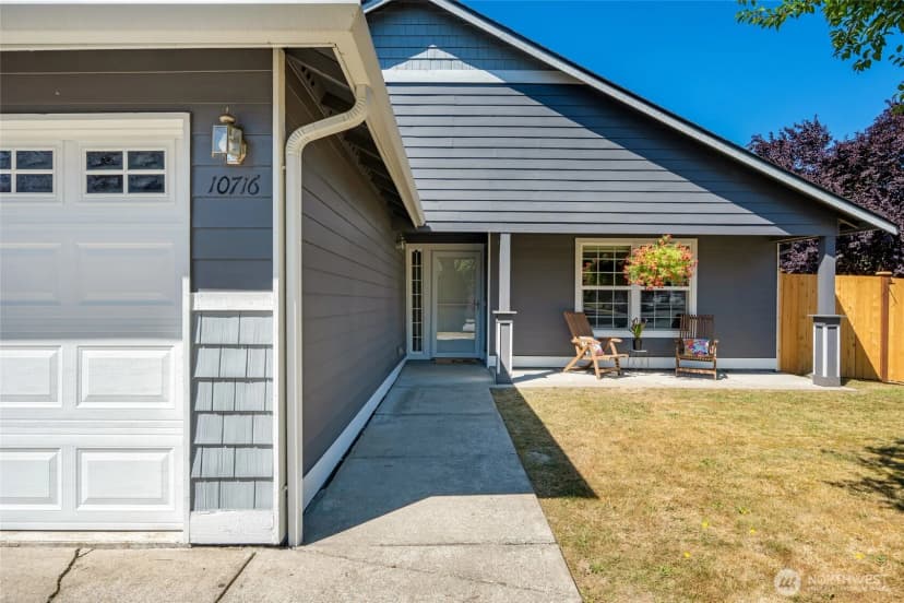 Property photo for 10716 63rd Drive Ne, Marysville photo 5