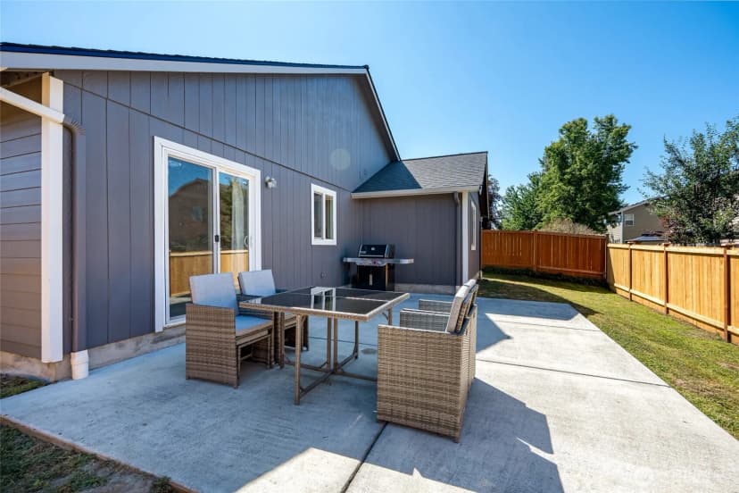 Property photo for 10716 63rd Drive Ne, Marysville photo 15