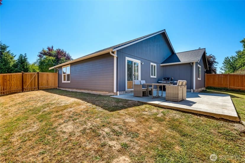 Property photo for 10716 63rd Drive Ne, Marysville photo 18