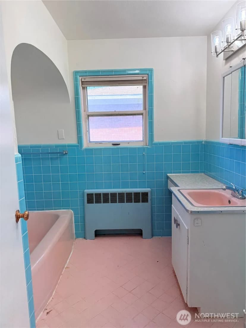 Property photo for 702 E 2nd Avenue, Odessa photo 12