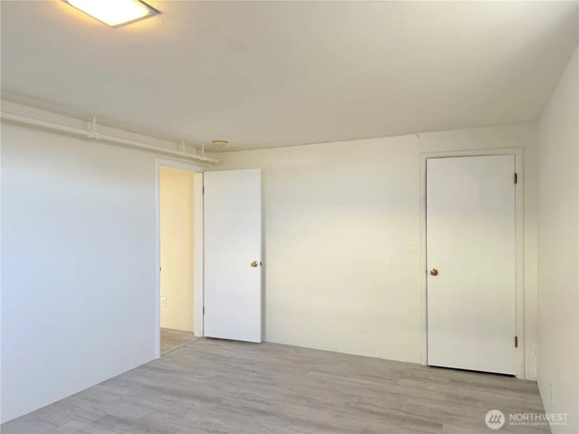 Property photo for 702 E 2nd Avenue, Odessa photo 27