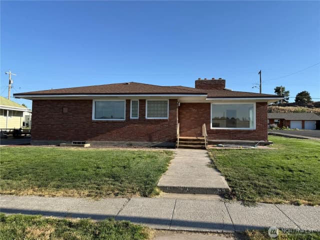 Property photo for 702 E 2nd Avenue, Odessa