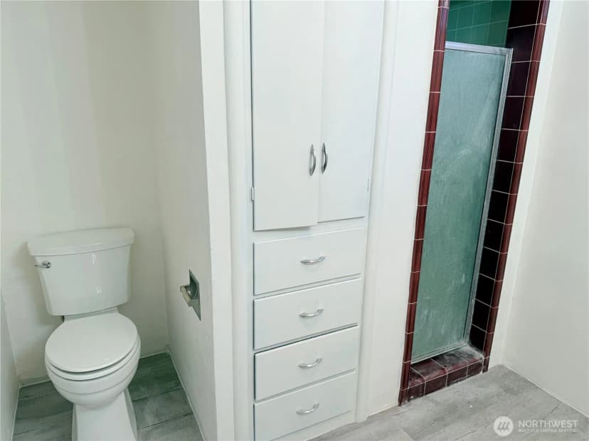 Property photo for 702 E 2nd Avenue, Odessa photo 20