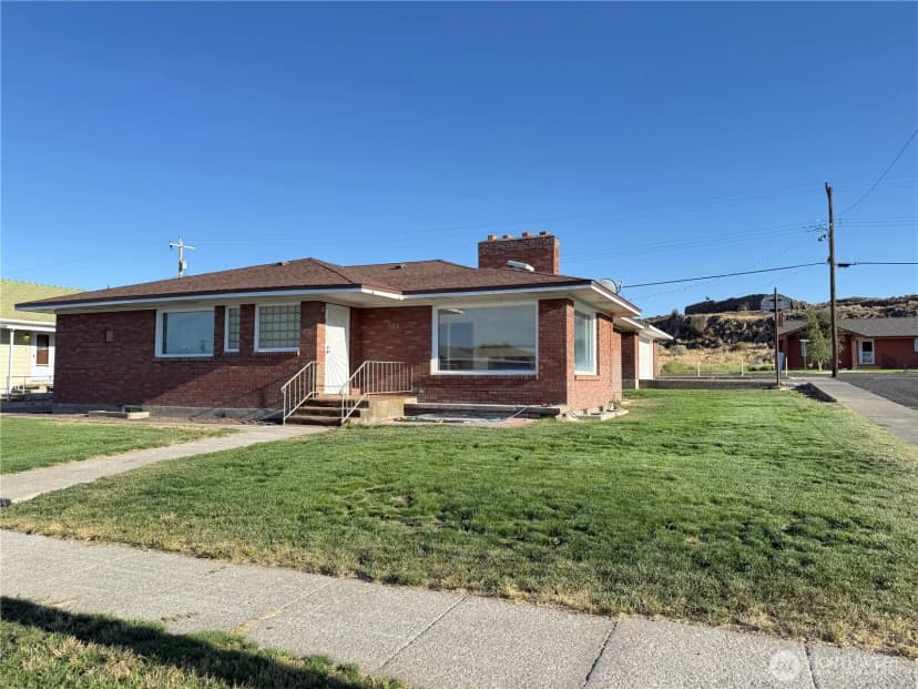 Property photo for 702 E 2nd Avenue, Odessa photo 29
