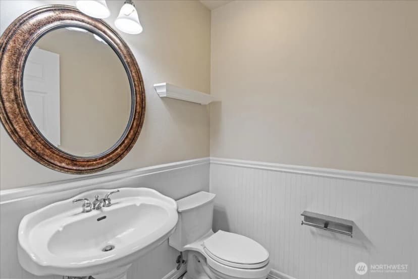 Property photo for 3612 Spyglass Drive Ne, Tacoma photo 15