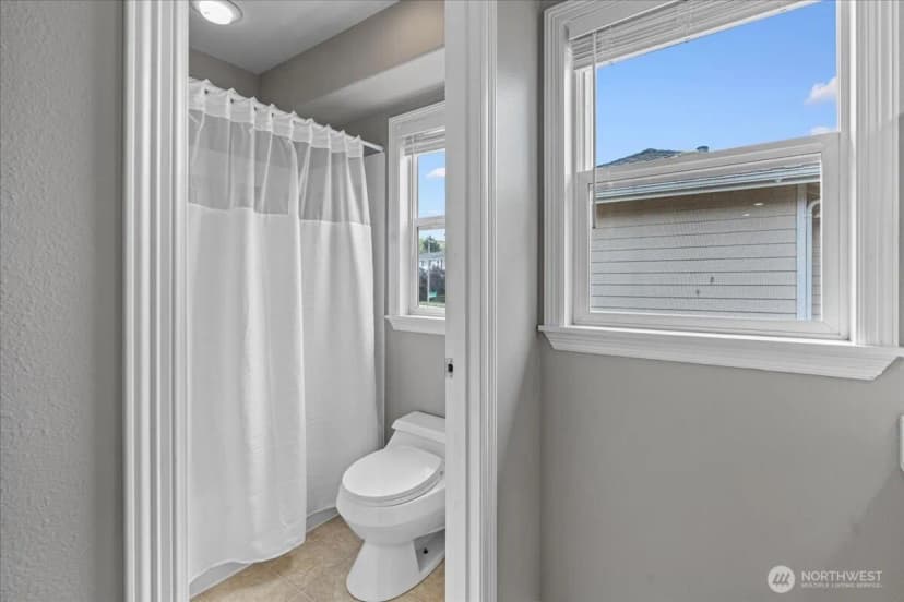 Property photo for 3612 Spyglass Drive Ne, Tacoma photo 29