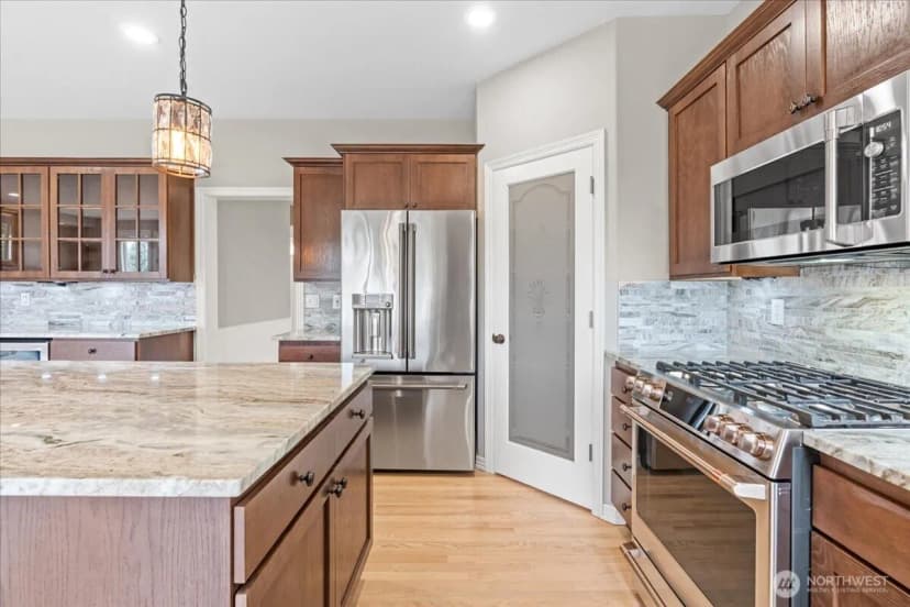 Property photo for 3612 Spyglass Drive Ne, Tacoma photo 12
