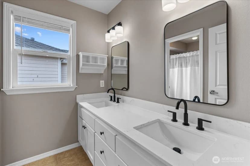 Property photo for 3612 Spyglass Drive Ne, Tacoma photo 28