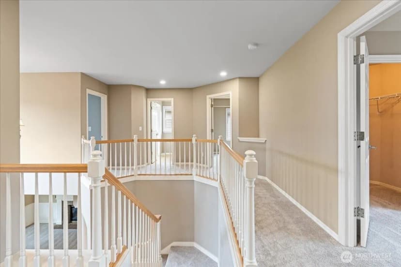 Property photo for 3612 Spyglass Drive Ne, Tacoma photo 18