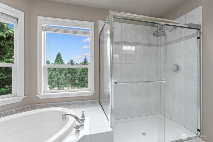 Property photo for 3612 Spyglass Drive Ne, Tacoma photo 25
