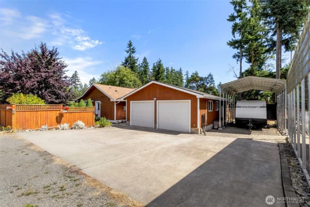 Property photo for 82 S Victory Avenue, Port Townsend photo 4