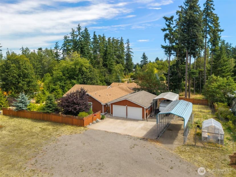 Property photo for 82 S Victory Avenue, Port Townsend photo 2