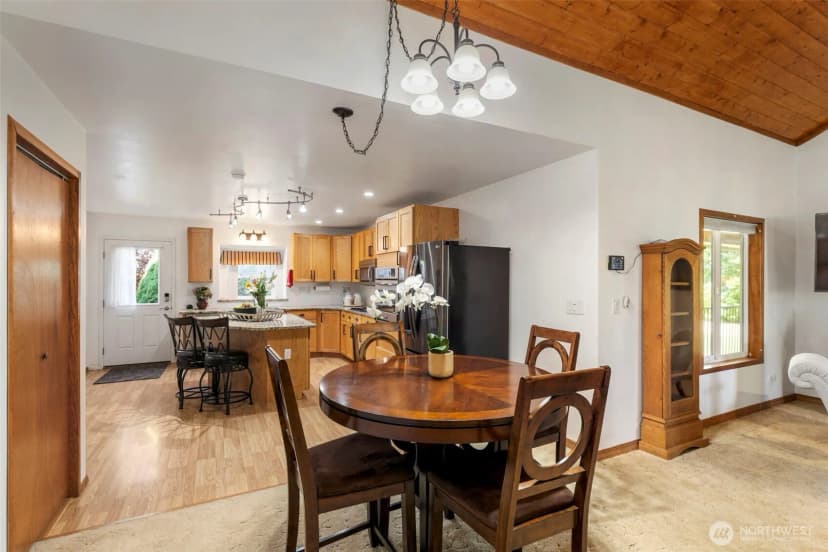 Property photo for 82 S Victory Avenue, Port Townsend photo 9