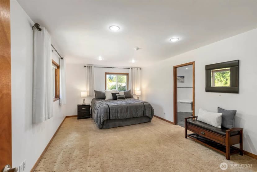 Property photo for 82 S Victory Avenue, Port Townsend photo 13