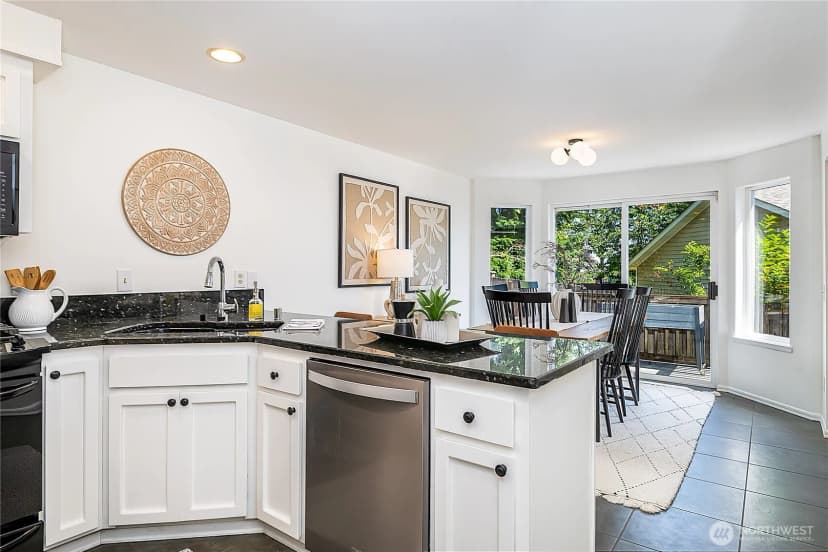 Property photo for 727 145th Place Sw, Lynnwood photo 10