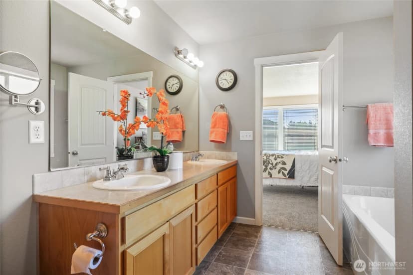 Property photo for 3604 Bacall Street Ne, Lacey photo 25