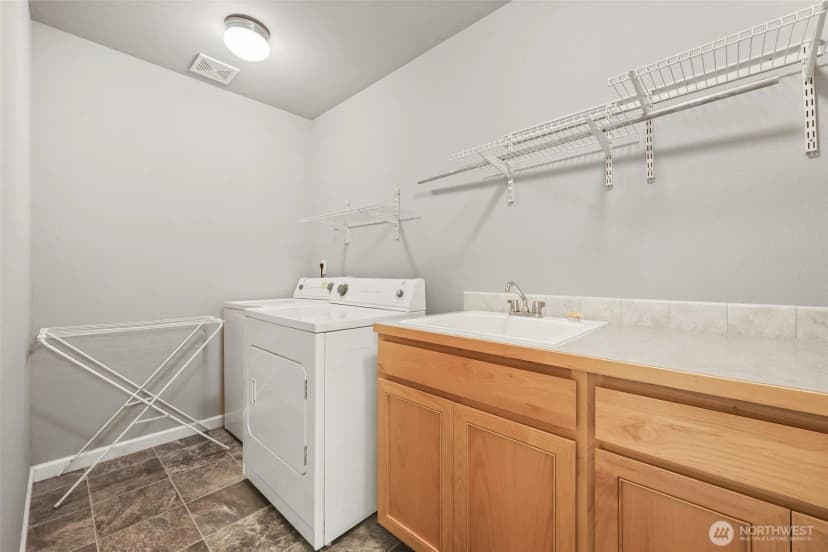 Property photo for 3604 Bacall Street Ne, Lacey photo 28