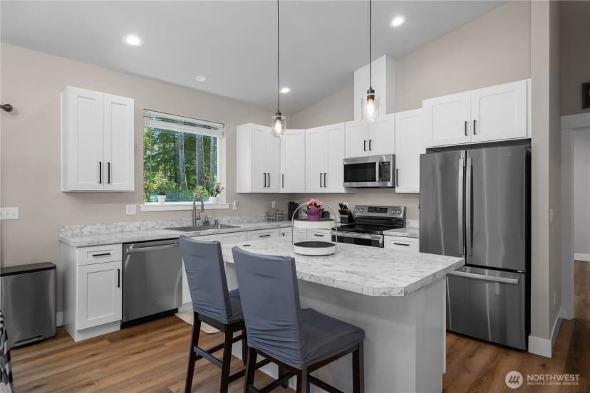 Property photo for 530 E Aycliffe Drive, Shelton photo 6