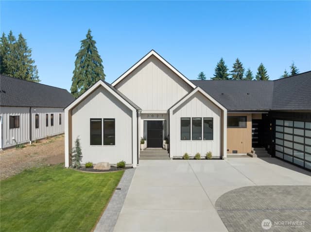 Property photo for 3627 99th Drive Se, Lake Stevens photo 2