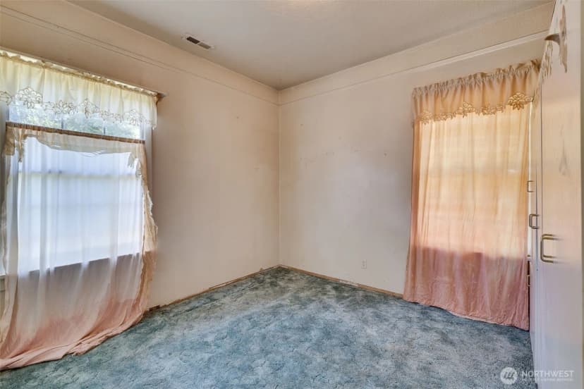 Property photo for 1907 100th Street Sw, Everett photo 14
