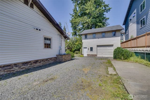 Property photo for 1907 100th Street Sw, Everett photo 4