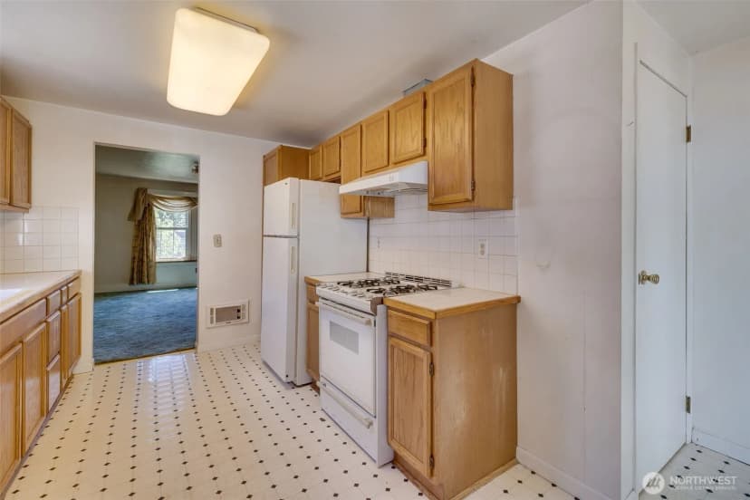 Property photo for 1907 100th Street Sw, Everett photo 13