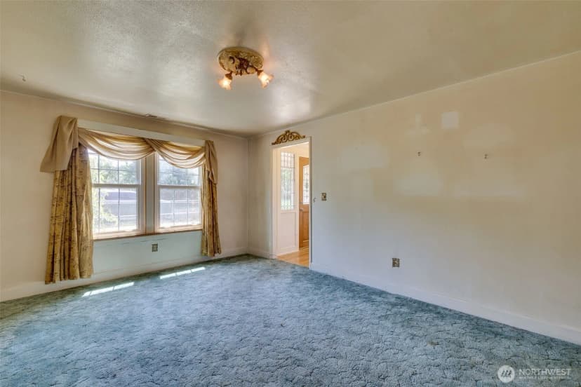 Property photo for 1907 100th Street Sw, Everett photo 7