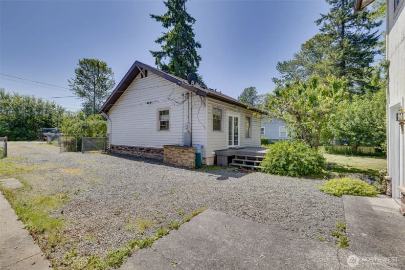 Property photo for 1907 100th Street Sw, Everett photo 22