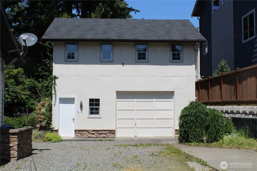 Property photo for 1907 100th Street Sw, Everett photo 23