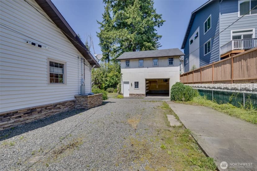 Property photo for 1907 100th Street Sw, Everett photo 5